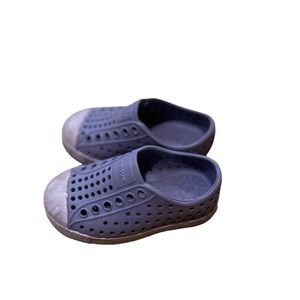 Native Shoes Child Size C5 Purple Miles Perforated Waterproof Slip On Sneakers